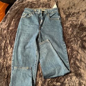 Levi’s high loose taper
